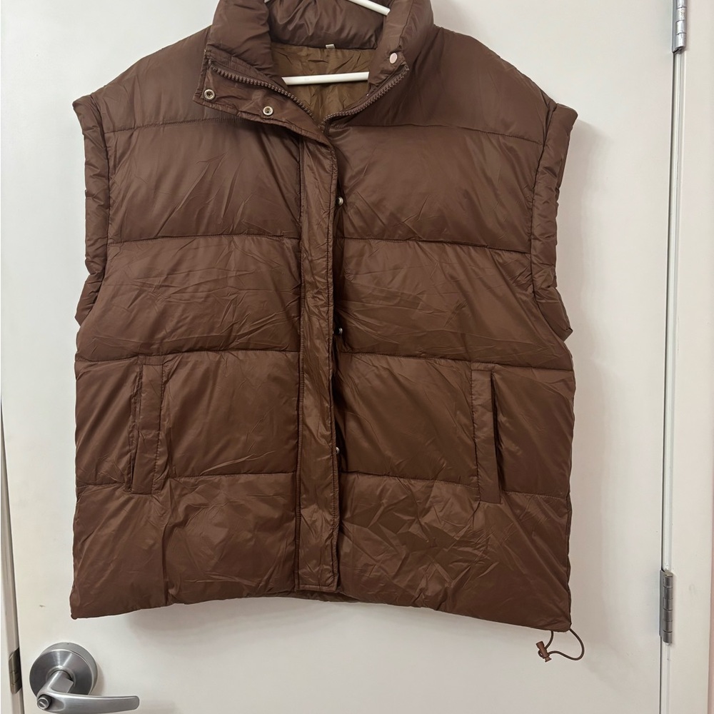 NWT Brown Puffer Vest